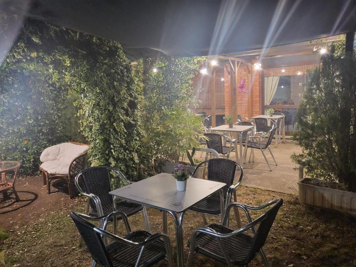 Alberg Restaurant Bellavista Санта-Пау Экстерьер фото